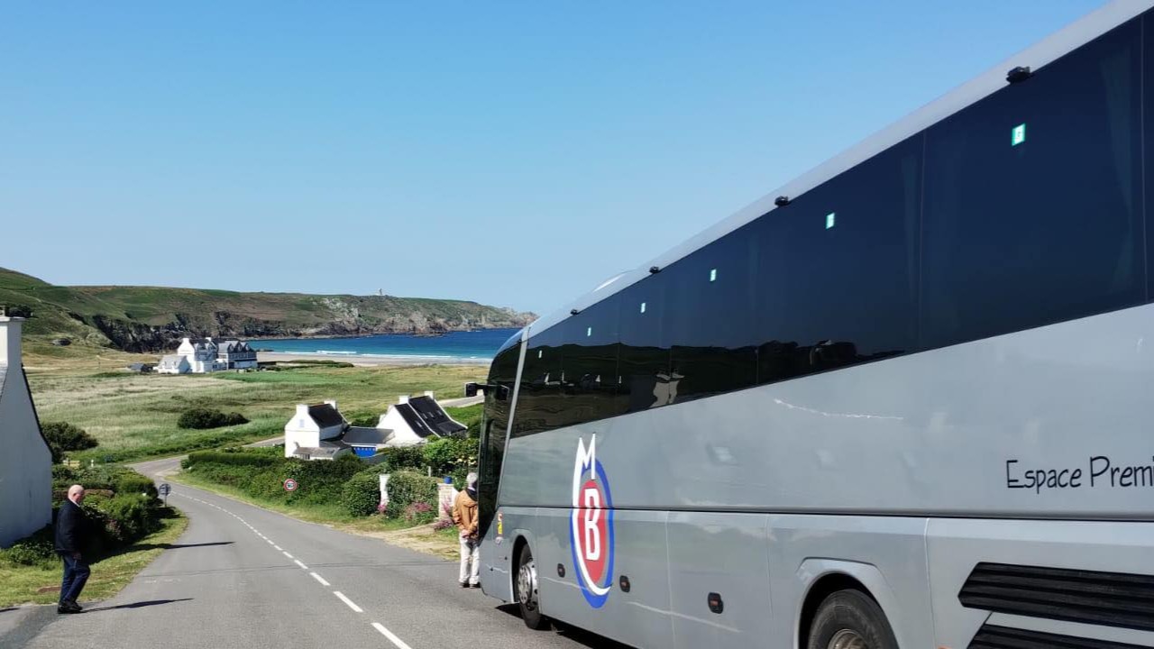 Autocars Menguy Burban - flotte de véhicules pour location avec chauffeur